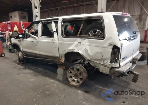 2004 Ford Excursion Eddie Bauer from USA, damaged, VIN 1FMSU45P94EA89355